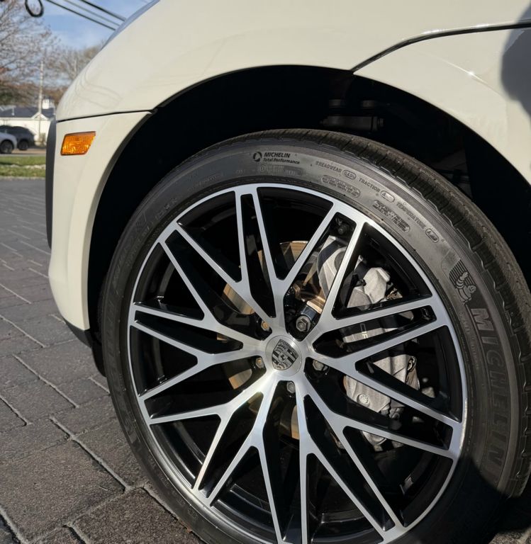 2023 Porsche Macan Base - Photo 10